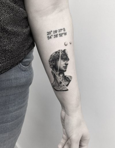 gergo augusztiny hungary budapest david statue tattoo